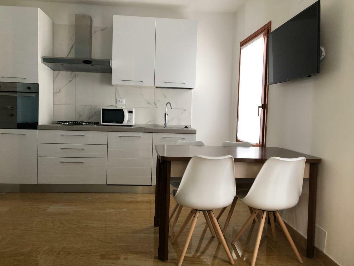 Grazia'S Apartment 키오자 외부 사진