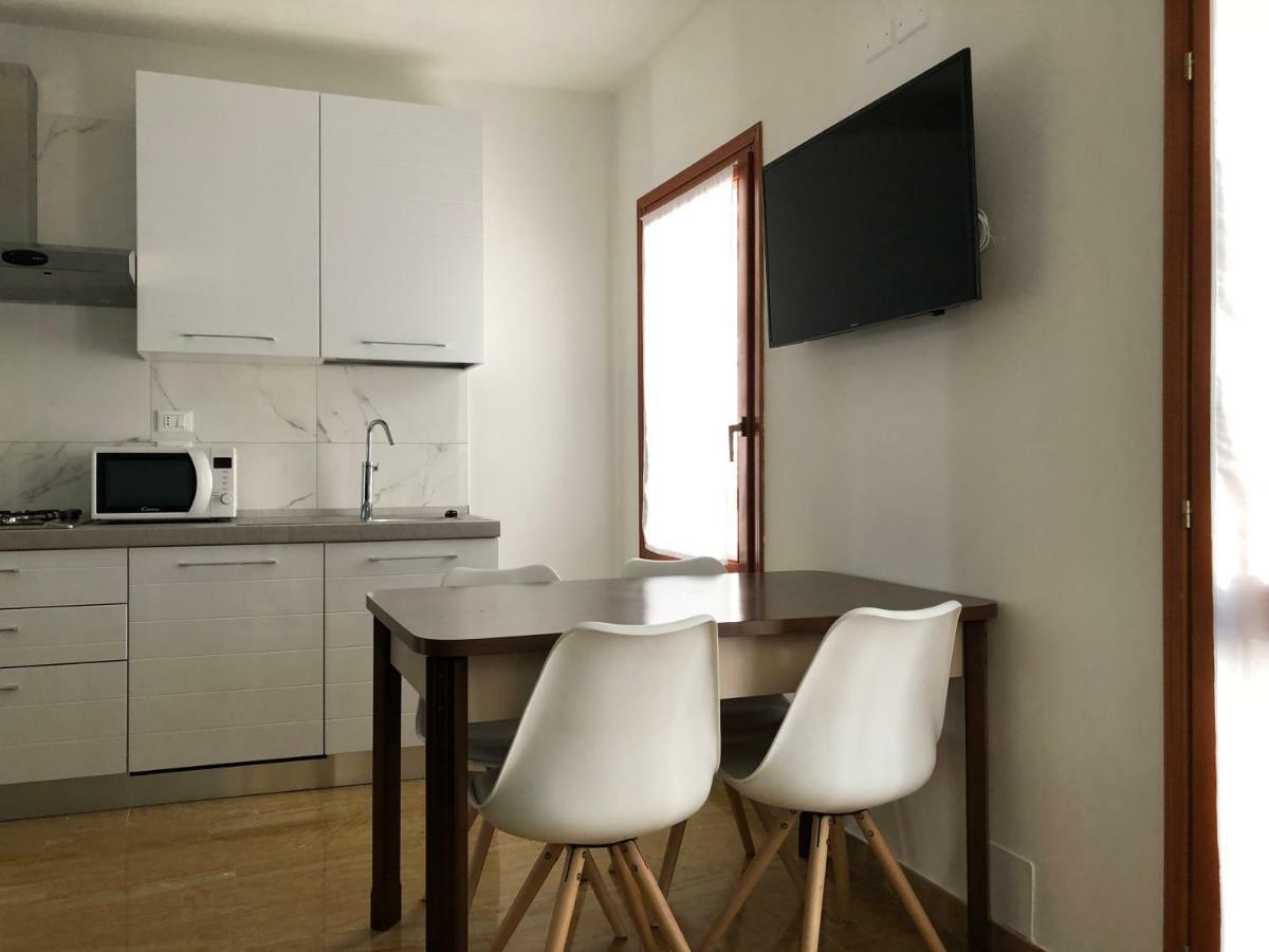 Grazia'S Apartment 키오자 외부 사진